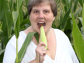 This big mama loves to play in a cornfield