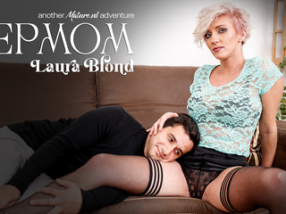 Fucking my hot stepmom Laura Blonde at home
